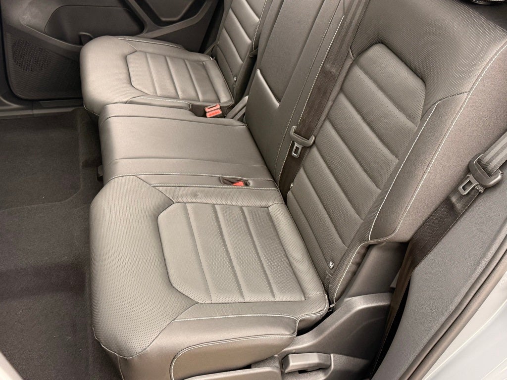 2026 Volkswagen Atlas Cross Sport 2.0T SEL