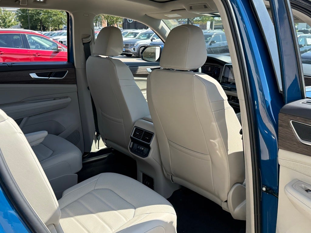 2026 Volkswagen Atlas 2.0T SEL