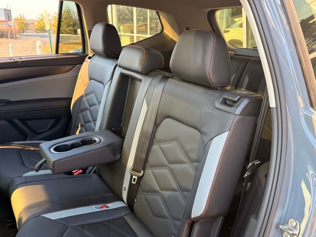 2026 Volkswagen Atlas 2.0T Peak Edition