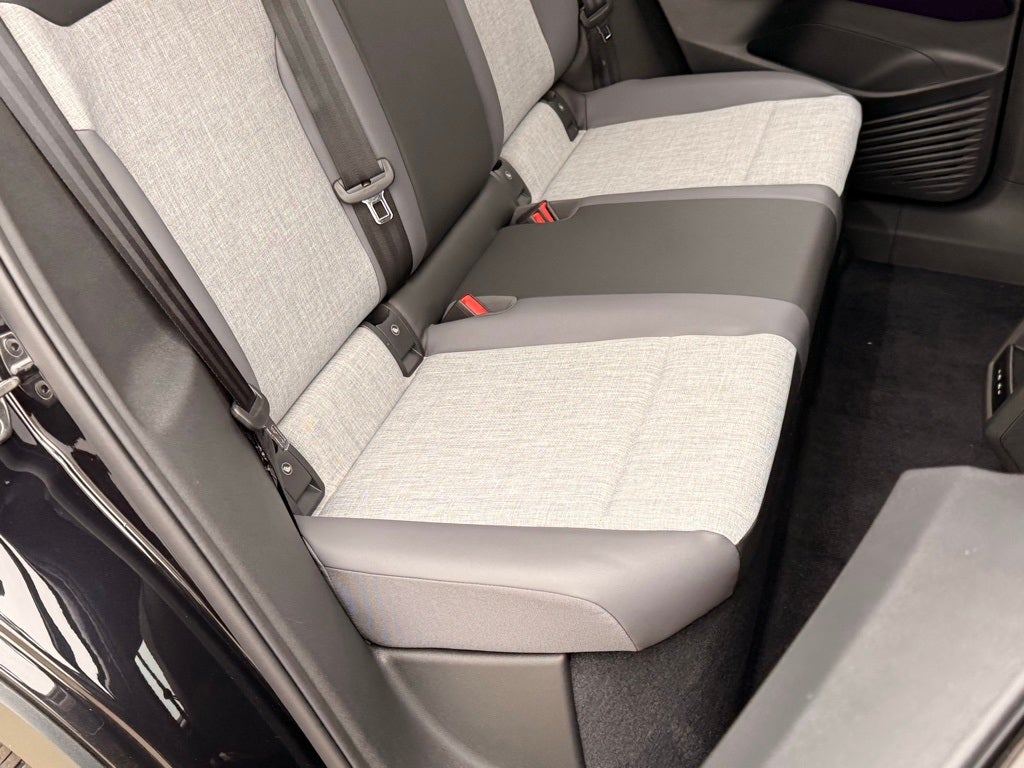 2025 Volkswagen ID.4 Pro