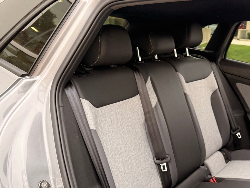 2025 Volkswagen ID.4 Pro