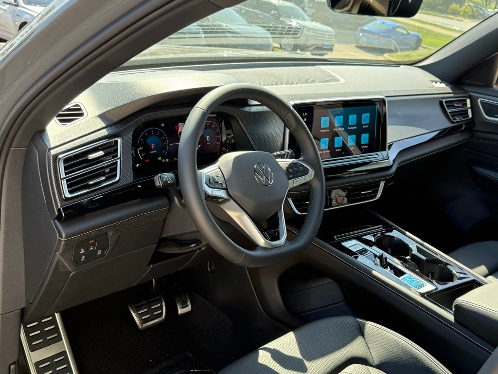 2026 Volkswagen Atlas Cross Sport 2.0T SEL Premium R-Line