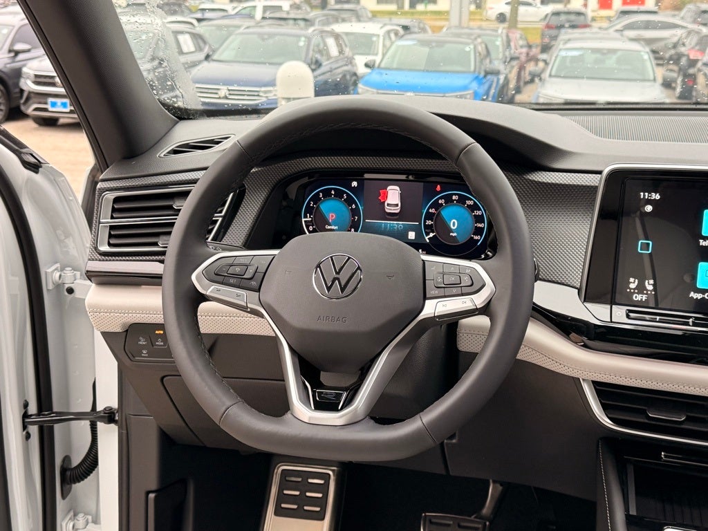 2026 Volkswagen Atlas Cross Sport 2.0T SEL Premium R-Line