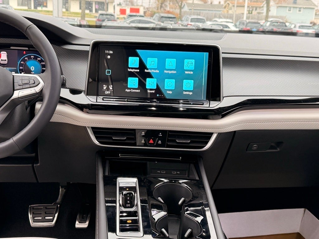 2026 Volkswagen Atlas Cross Sport 2.0T SEL Premium R-Line