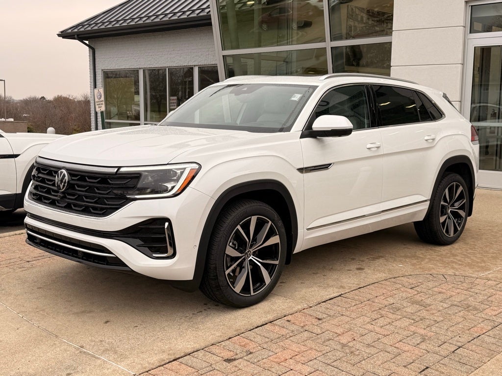 2026 Volkswagen Atlas Cross Sport 2.0T SEL Premium R-Line