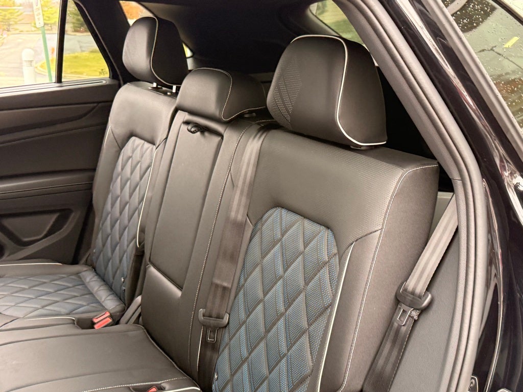 2026 Volkswagen Atlas Cross Sport 2.0T SEL Premium R-Line