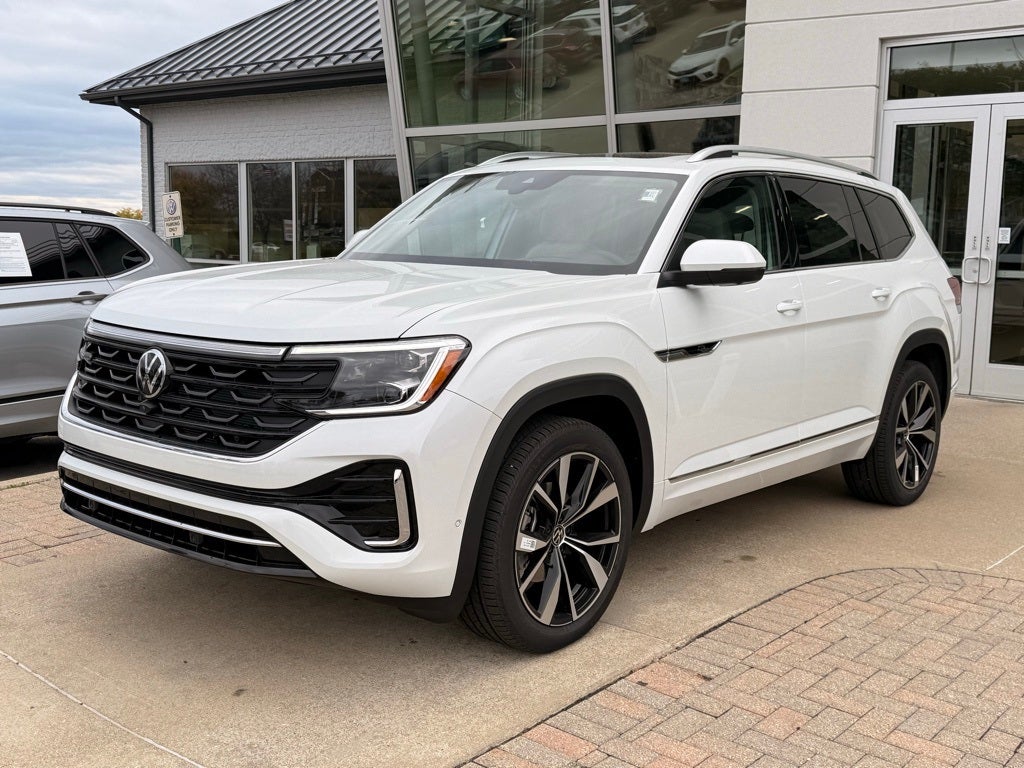 2026 Volkswagen Atlas 2.0T SEL Premium R-Line