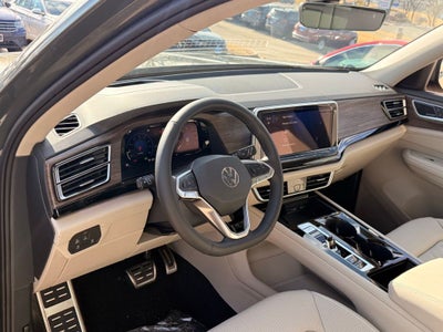 2026 Volkswagen Atlas 2.0T SEL Premium R-Line