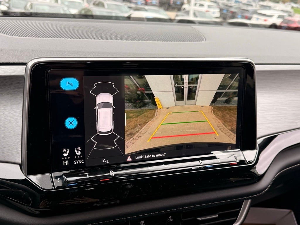 2026 Volkswagen Atlas Cross Sport 2.0T SE w/Technology