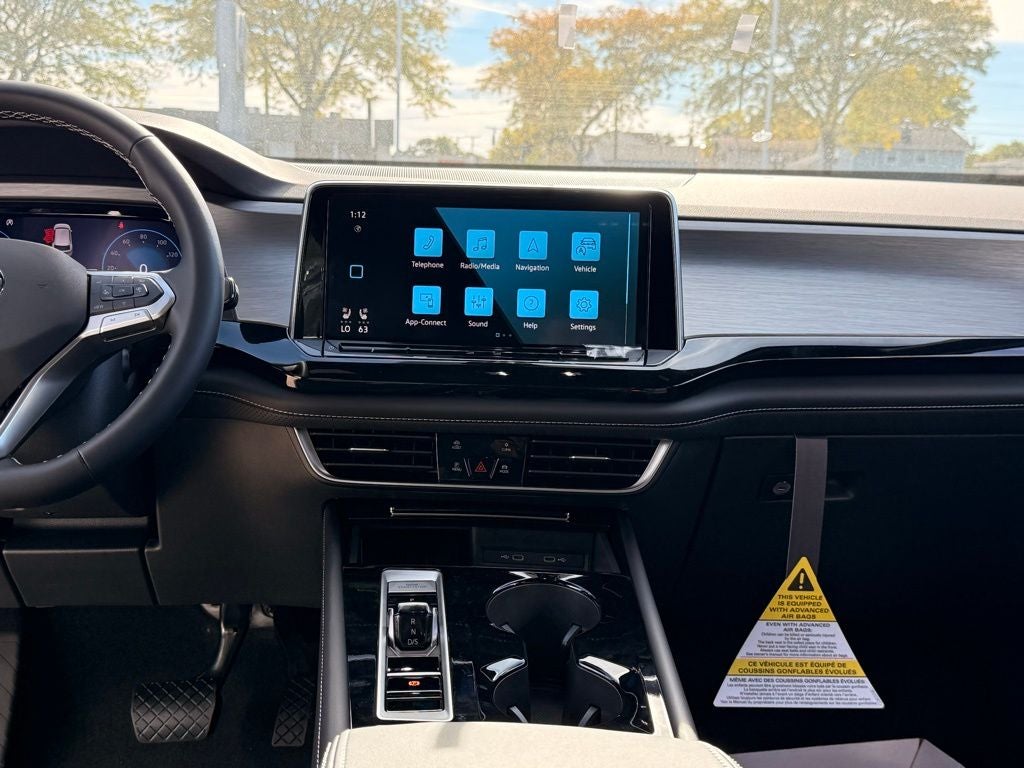 2026 Volkswagen Atlas Cross Sport 2.0T SE w/Technology