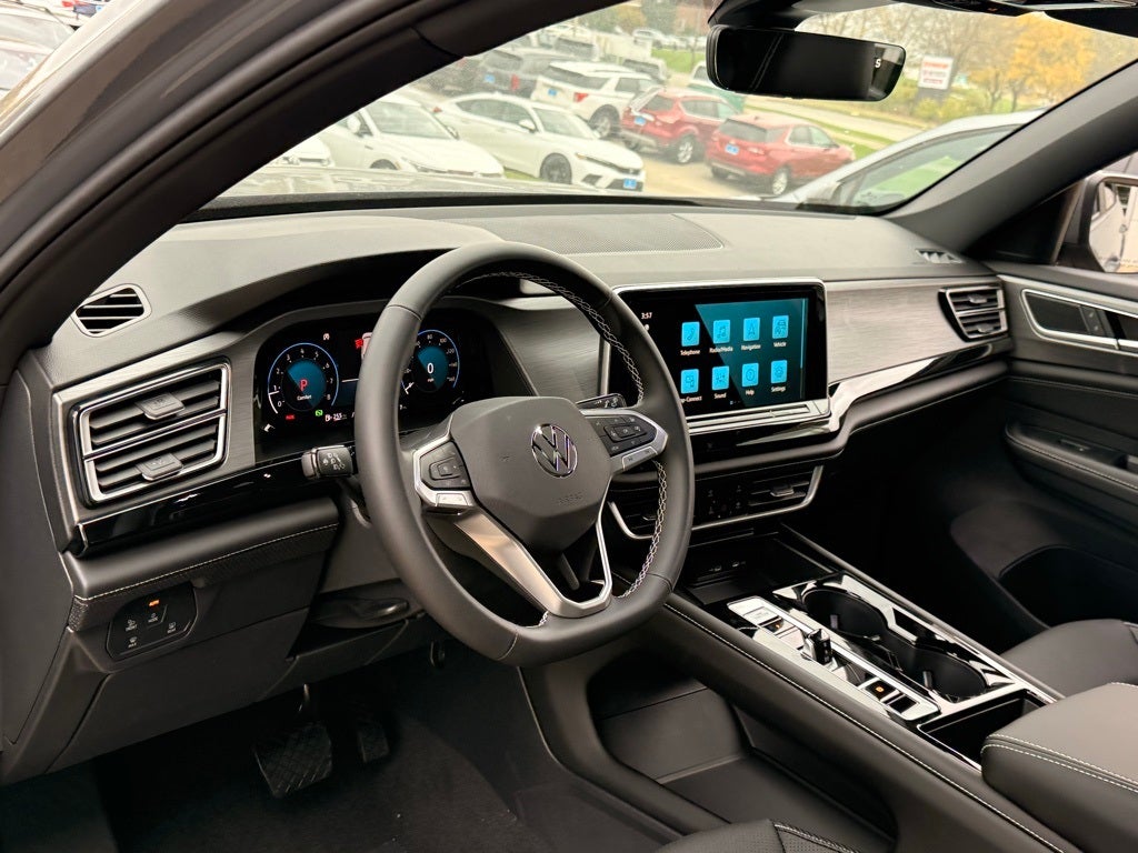 2026 Volkswagen Atlas Cross Sport 2.0T SE w/Technology