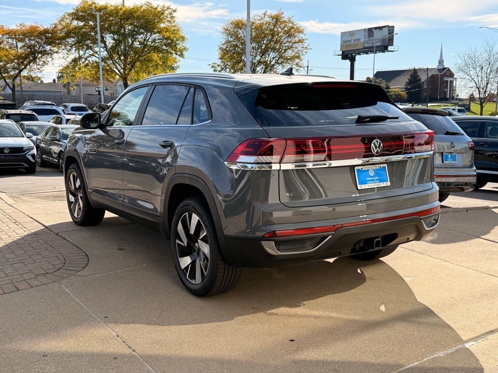 2026 Volkswagen Atlas Cross Sport 2.0T SE w/Technology