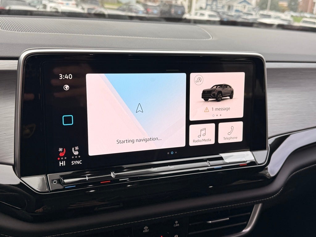 2026 Volkswagen Atlas Cross Sport 2.0T SE w/Technology