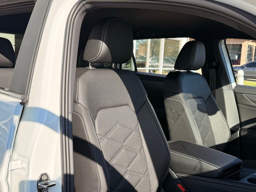 2026 Volkswagen Atlas Cross Sport 2.0T SE