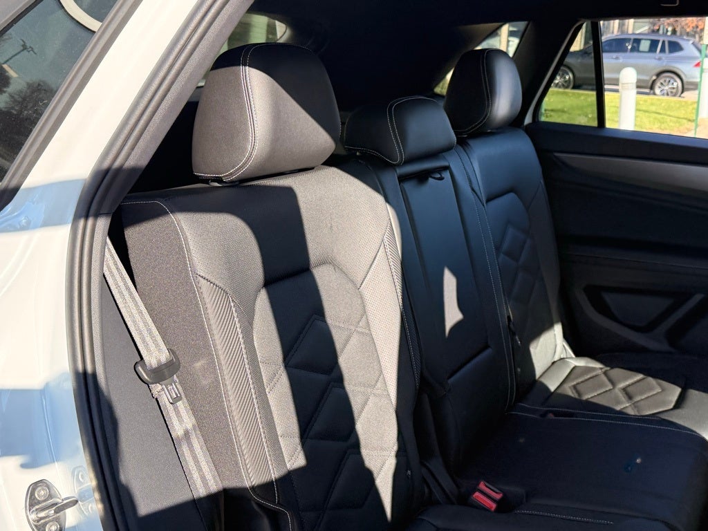 2026 Volkswagen Atlas Cross Sport 2.0T SE