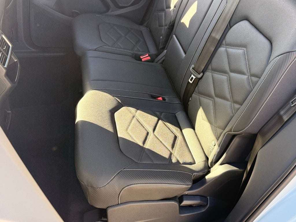 2026 Volkswagen Atlas Cross Sport 2.0T SE