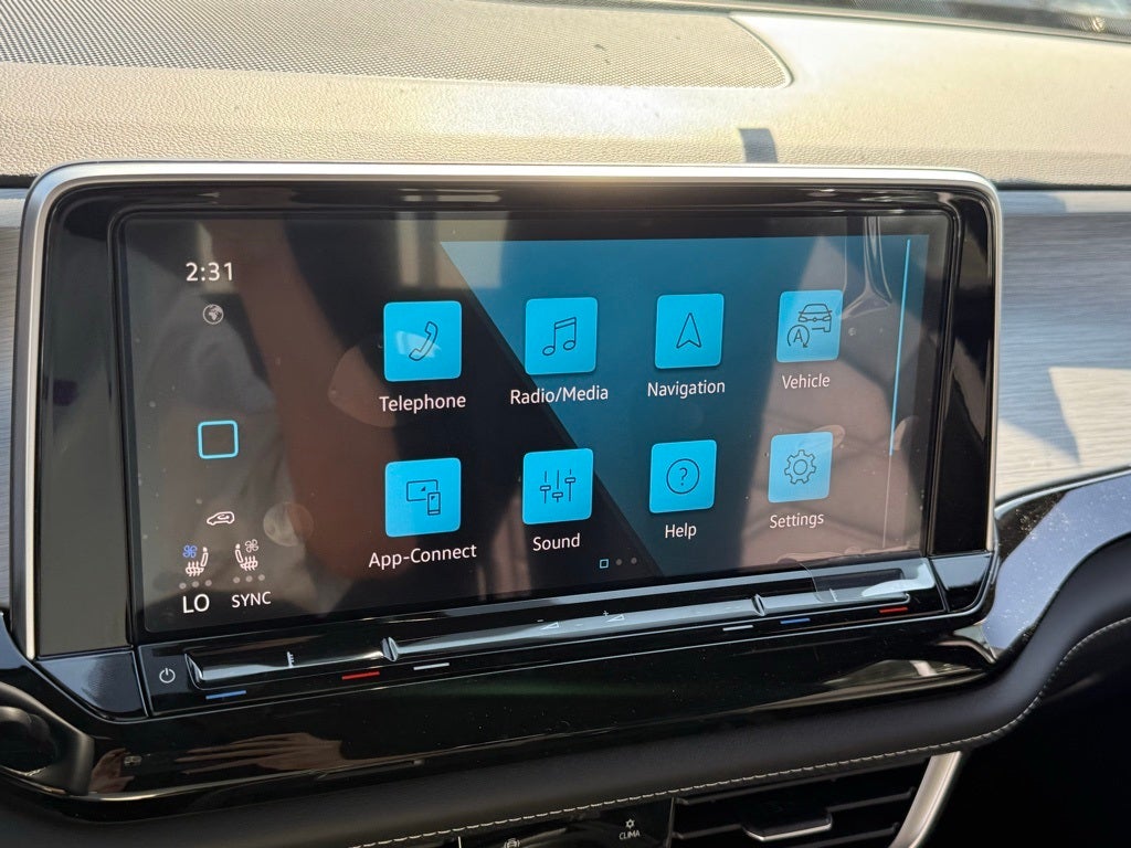 2026 Volkswagen Atlas Cross Sport 2.0T SE