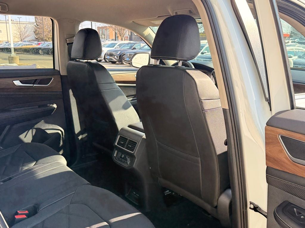 2026 Volkswagen Atlas 2.0T SE