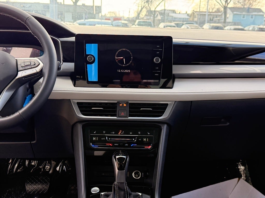 2026 Volkswagen Taos 1.5T SEL