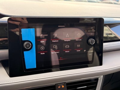 2026 Volkswagen Taos 1.5T SEL