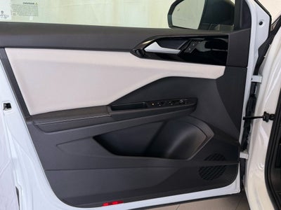 2025 Volkswagen Taos 1.5T S FWD