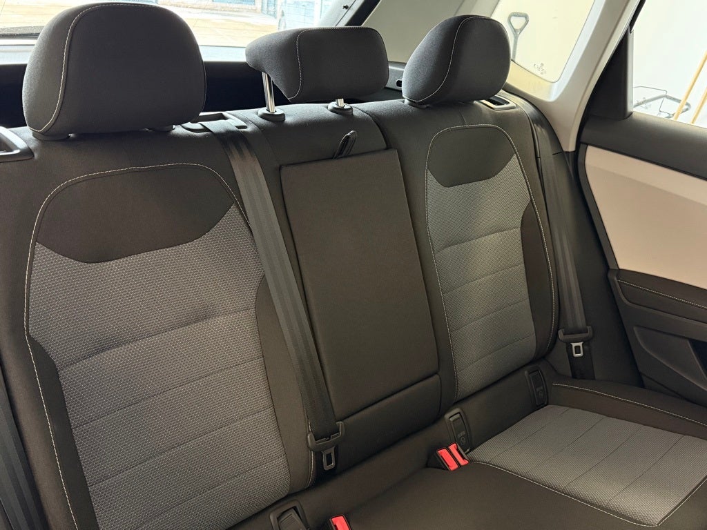 2025 Volkswagen Taos 1.5T S AWD