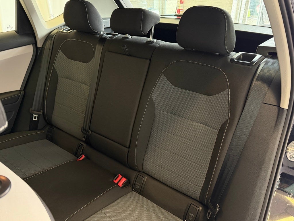 2025 Volkswagen Taos 1.5T S AWD