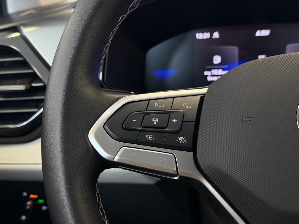 2025 Volkswagen Taos 1.5T S AWD