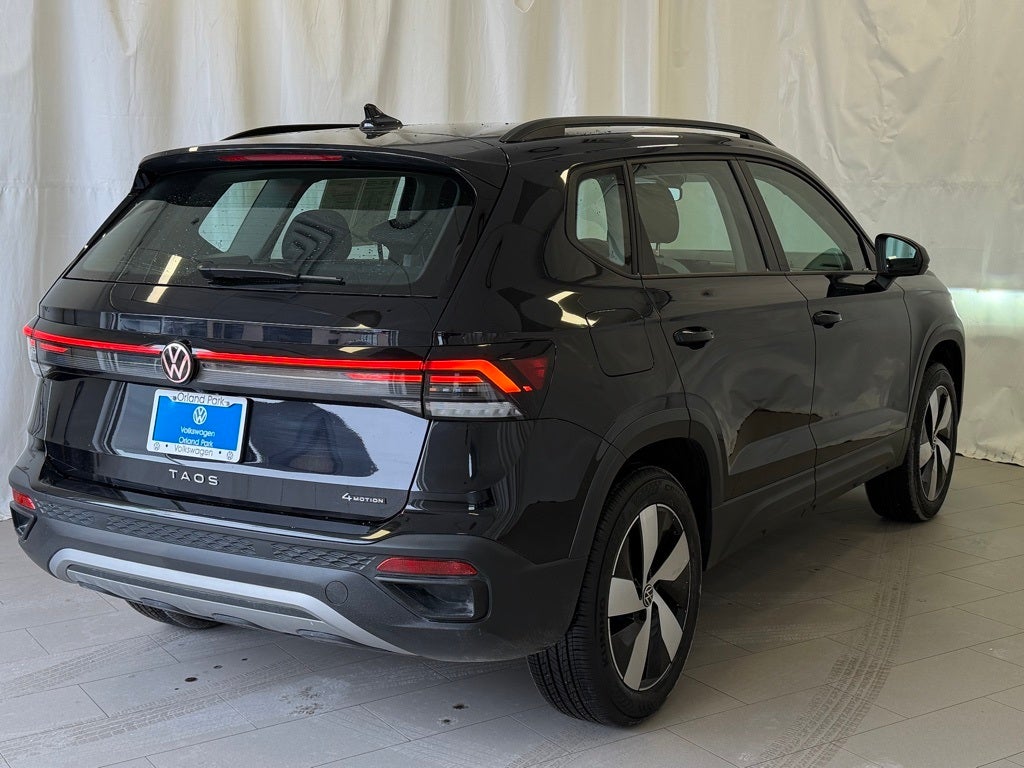 2025 Volkswagen Taos 1.5T S AWD