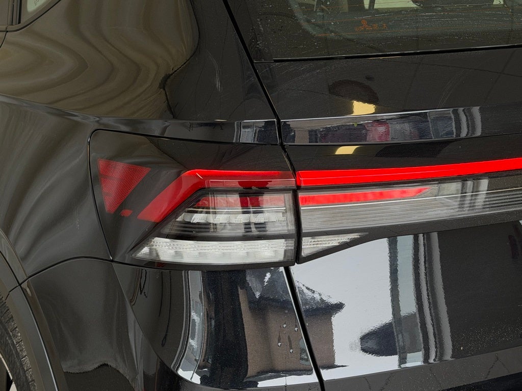 2025 Volkswagen Taos 1.5T S AWD