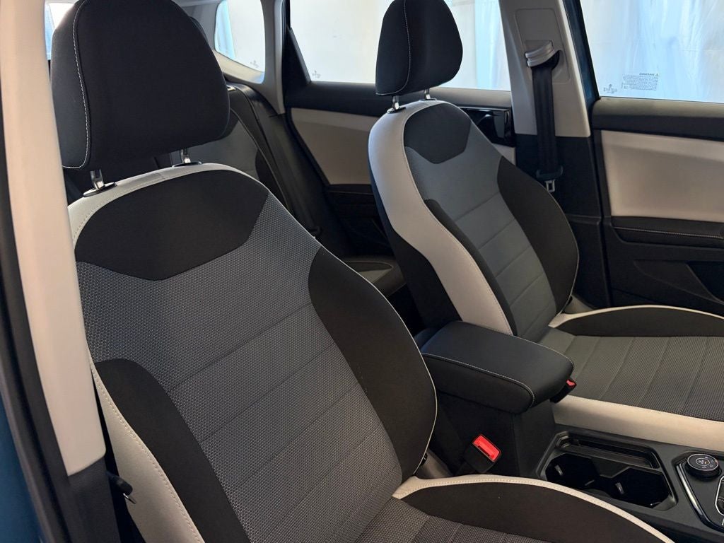 2025 Volkswagen Taos 1.5T S AWD