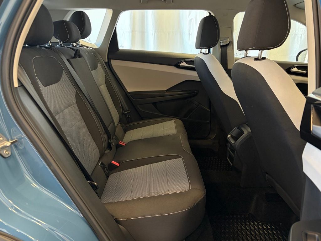 2025 Volkswagen Taos 1.5T S AWD