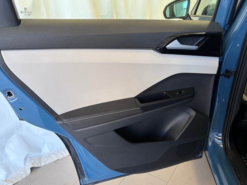 2025 Volkswagen Taos 1.5T S AWD