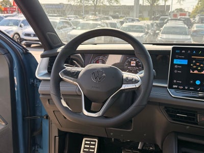 2025 Volkswagen Tiguan 2.0T SE R-Line Black