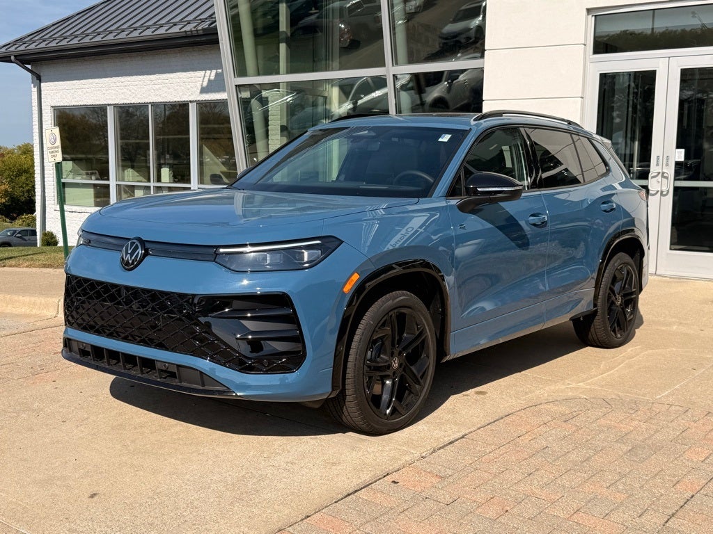 2025 Volkswagen Tiguan 2.0T SE R-Line Black