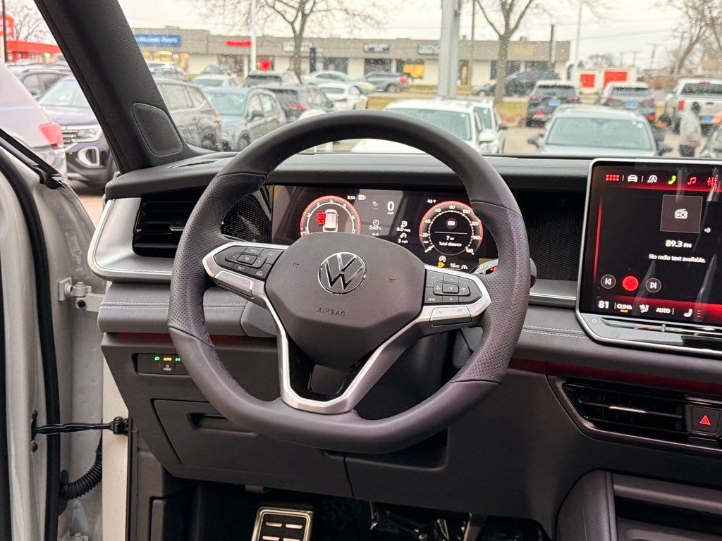 2026 Volkswagen Tiguan 2.0T SE R-Line Black