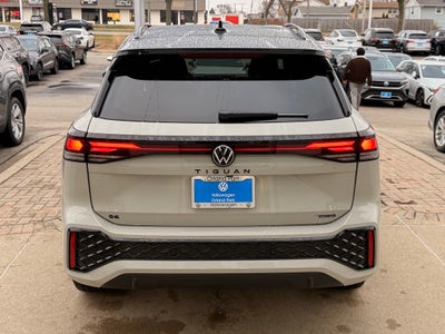 2026 Volkswagen Tiguan 2.0T SE R-Line Black