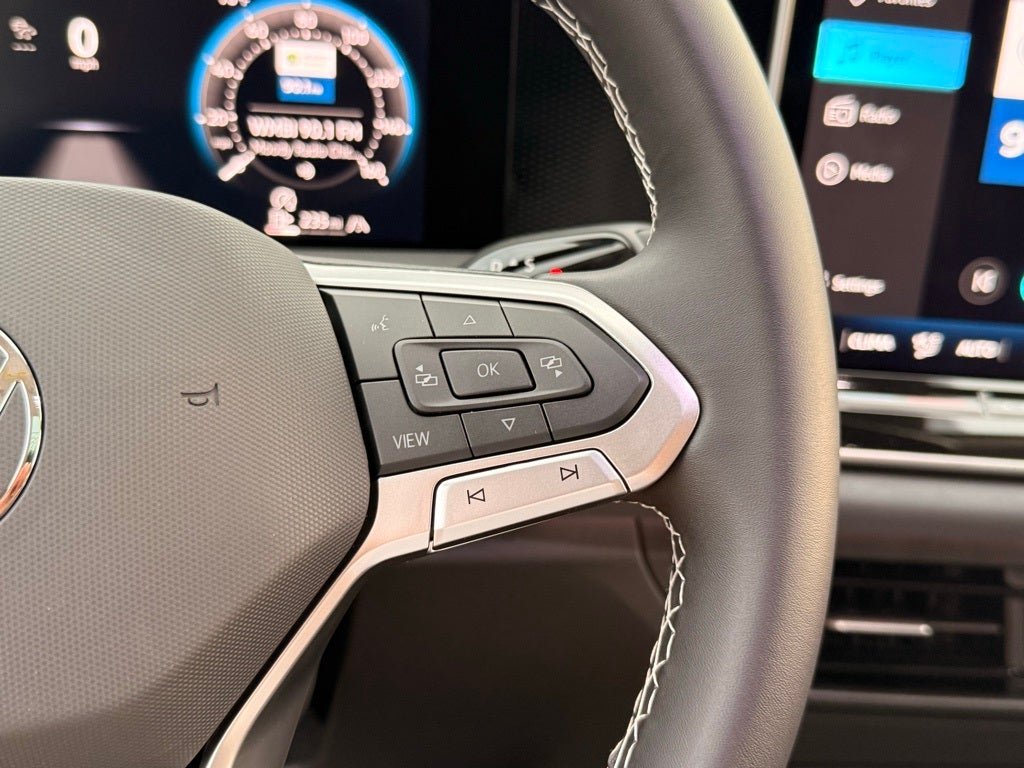 2025 Volkswagen Tiguan 2.0T SE