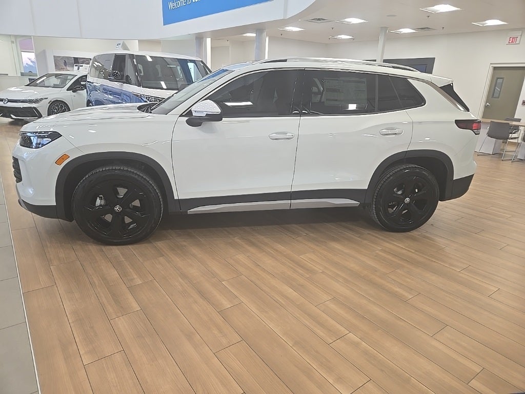 2025 Volkswagen Tiguan 2.0T SE