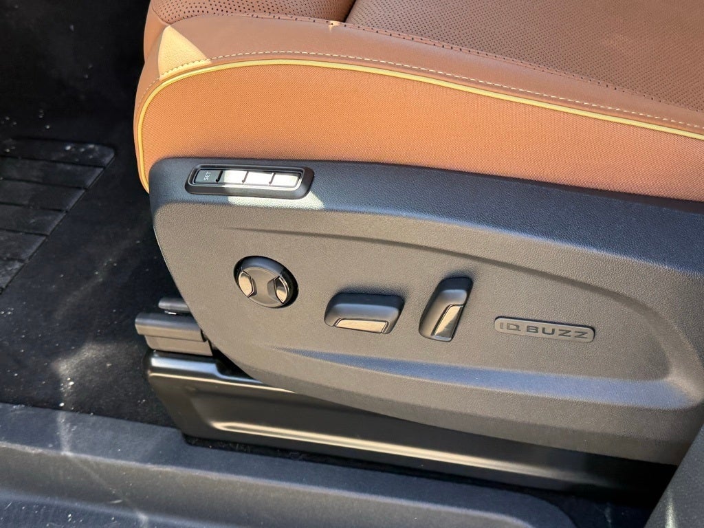 2025 Volkswagen ID. Buzz Pro S