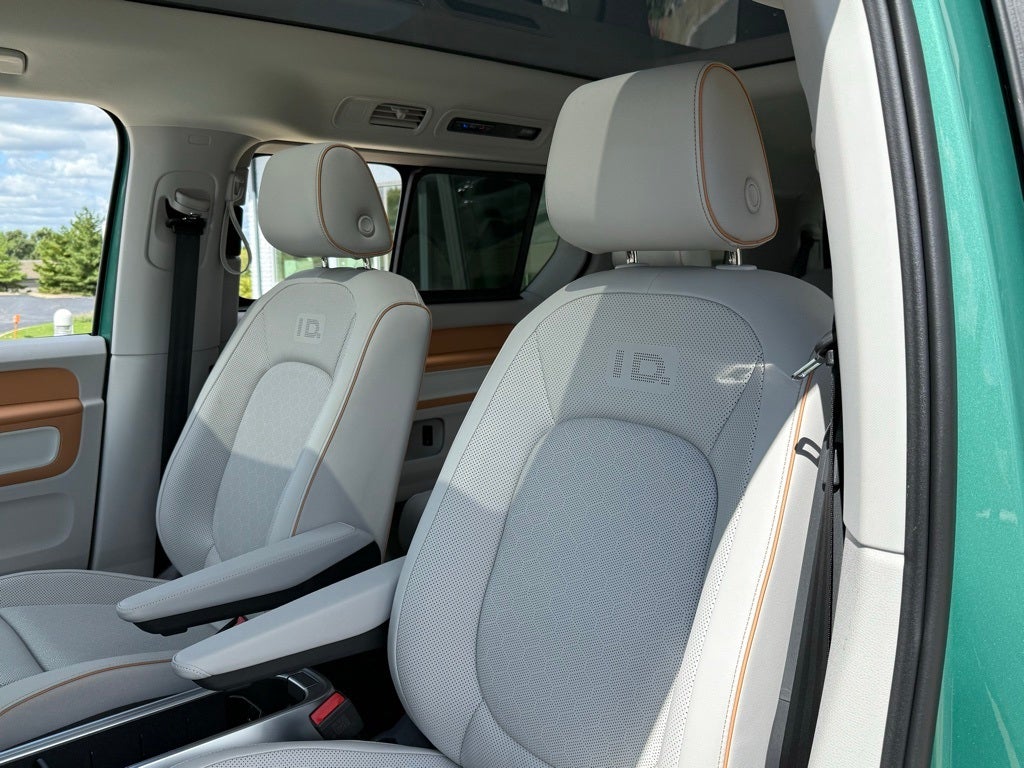 2025 Volkswagen ID. Buzz Pro S Plus