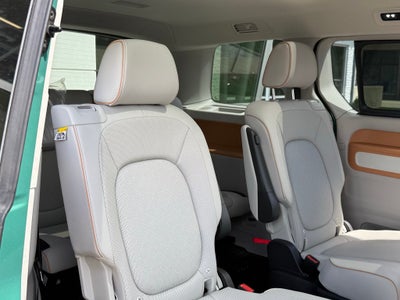 2025 Volkswagen ID. Buzz Pro S Plus