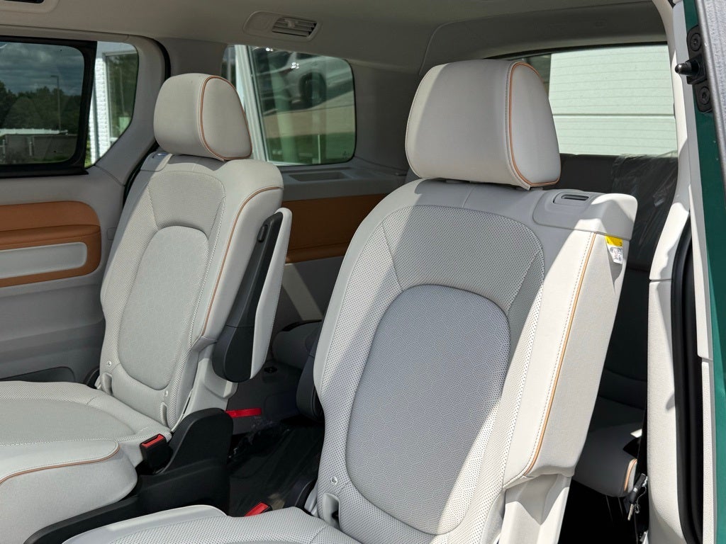 2025 Volkswagen ID. Buzz Pro S Plus