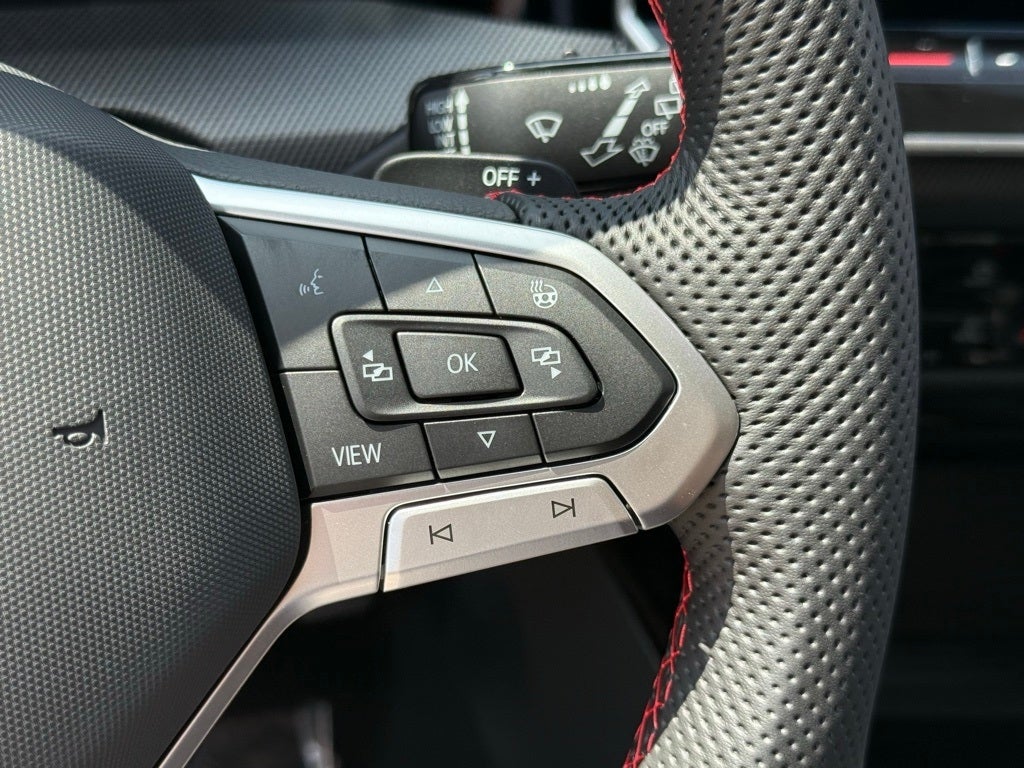 2025 Volkswagen Golf GTI 2.0T SE