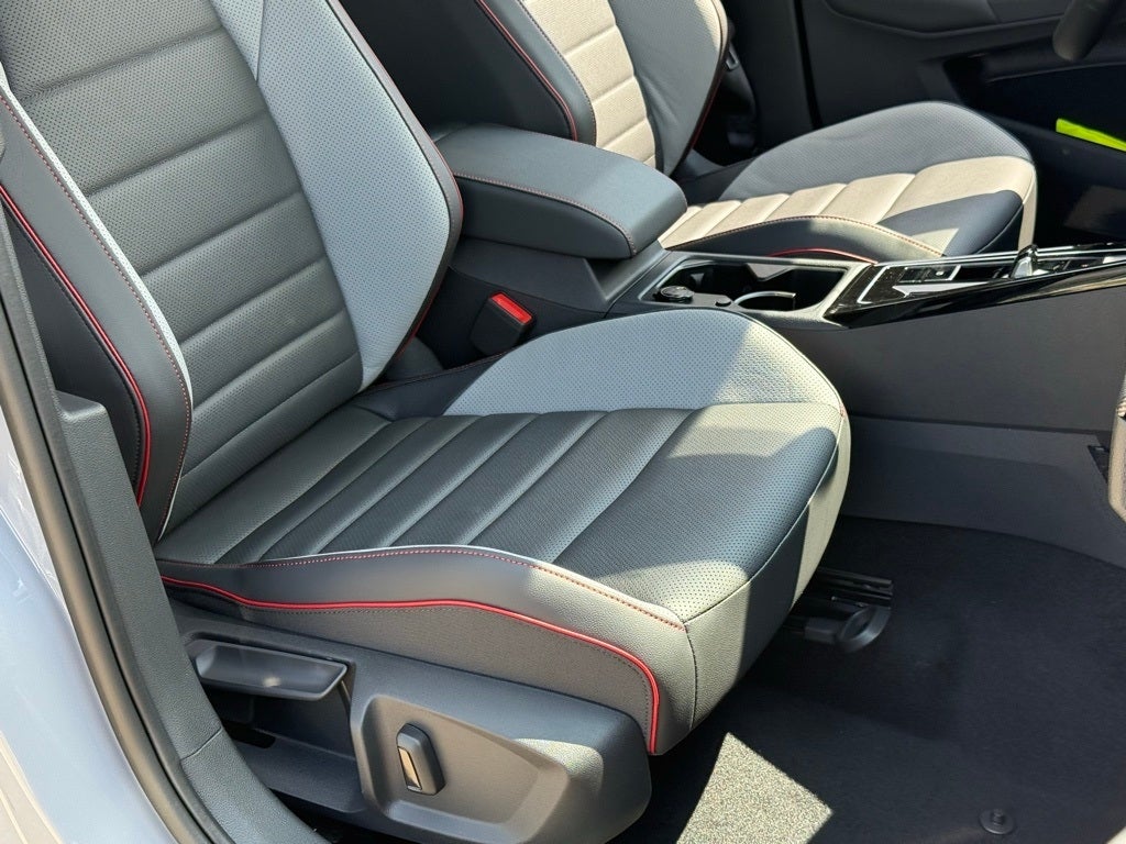 2025 Volkswagen Golf GTI 2.0T SE