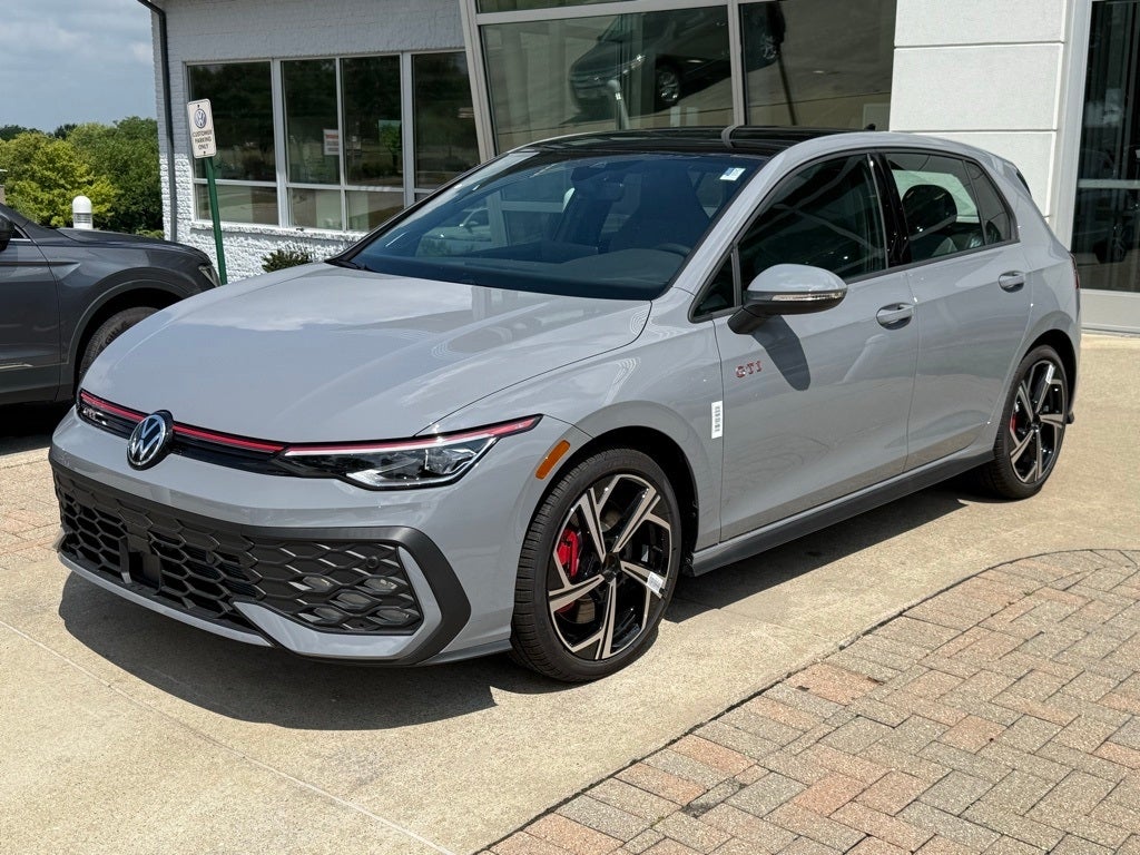 2025 Volkswagen Golf GTI 2.0T SE