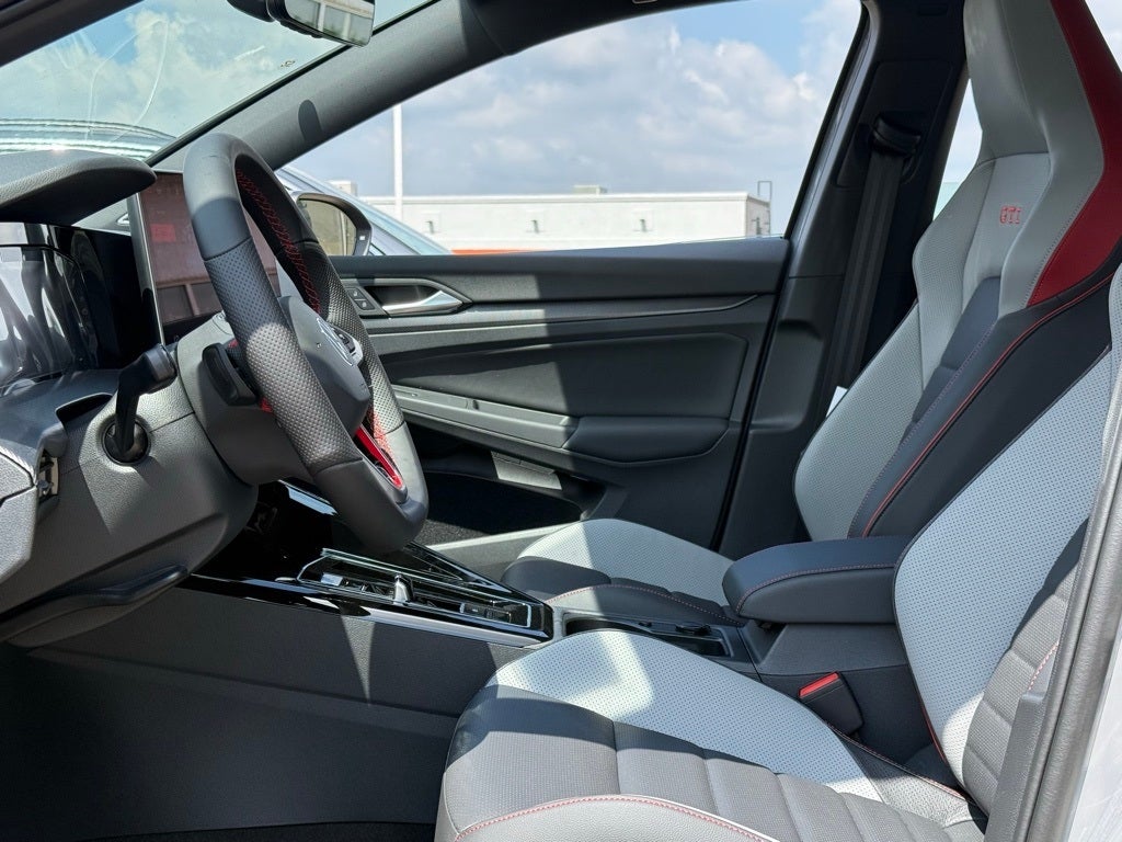 2025 Volkswagen Golf GTI 2.0T SE