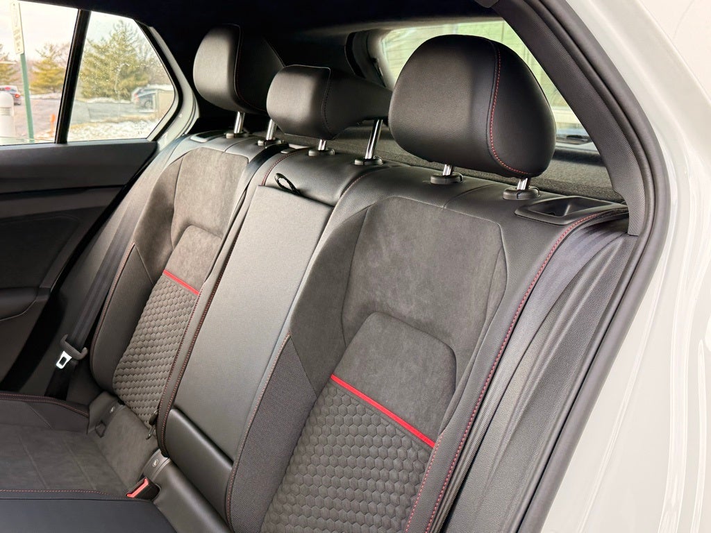 2026 Volkswagen Golf GTI 2.0T SE