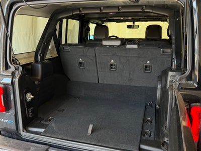 2022 Jeep Wrangler Unlimited Sahara 4xe 4WD