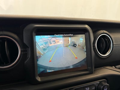 2022 Jeep Wrangler Unlimited Sahara 4xe 4WD